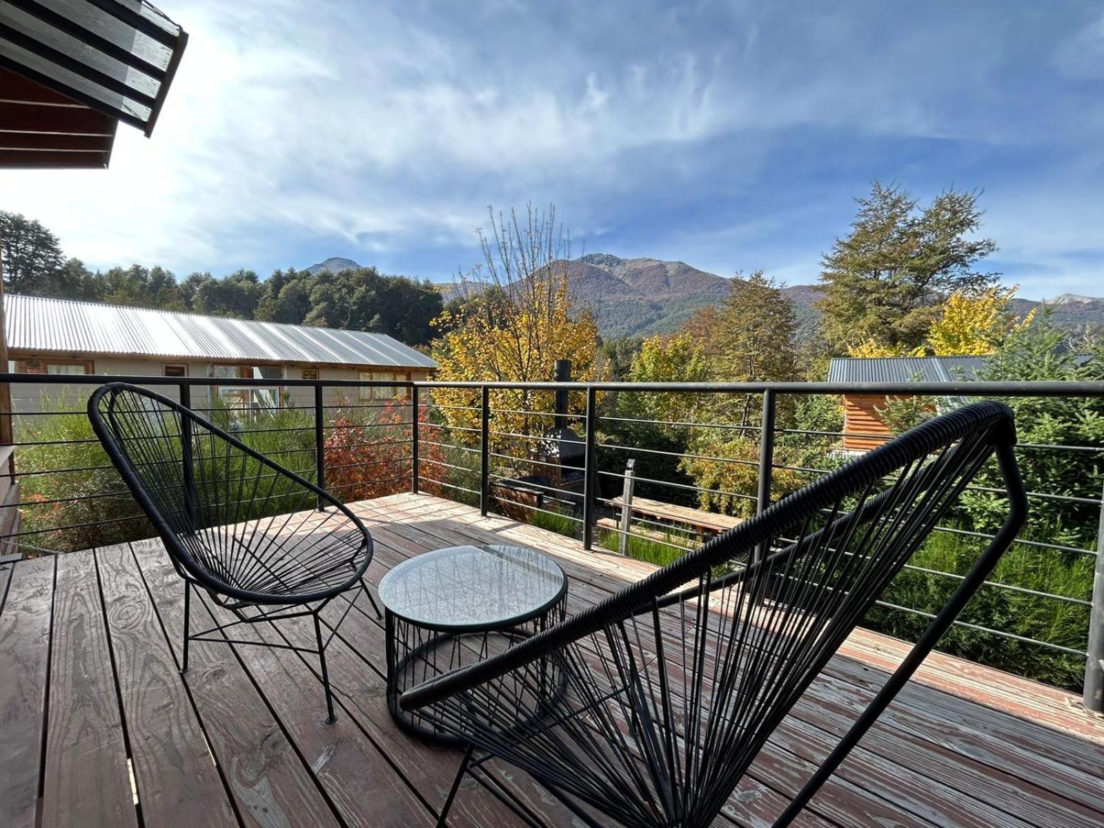 Balcones Del Sayhueque Lodge *